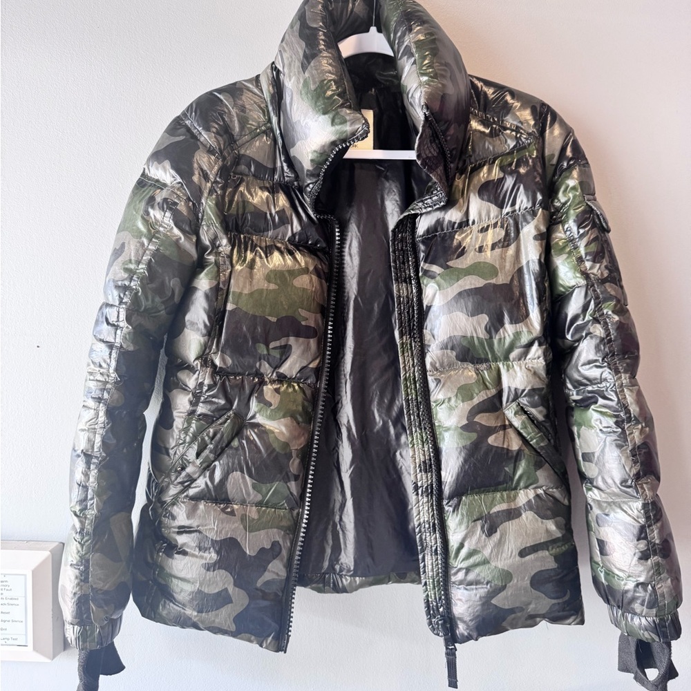 S13 New York Shiny Puffer Jacket